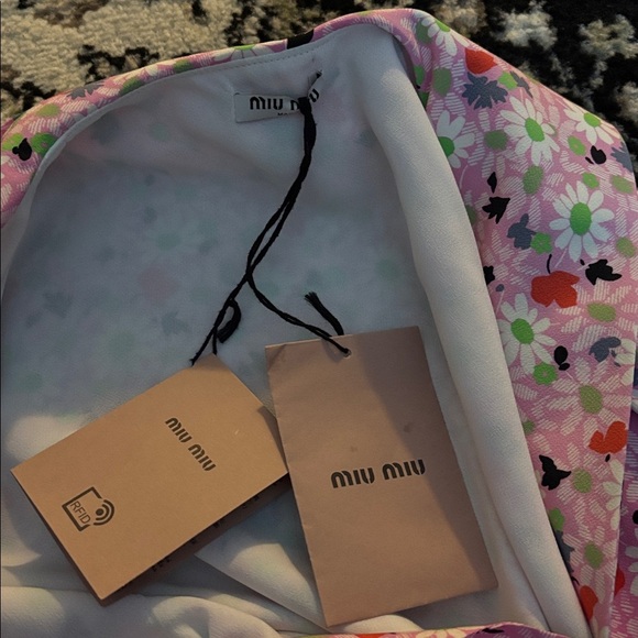 Miu Miu vintage 70’s Pink and White green Floral silk cropped blouse - Picture 7 of 16